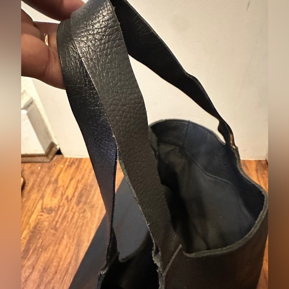 FALOR Leather Large Vintage Black pebbled leather FALOR Italy Hobo Bag nice! - Picture 8 of 11